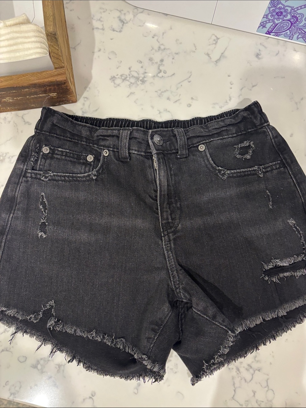 aerie Black Distressed Daydream High-Rise Denim Shorts Sz. Small